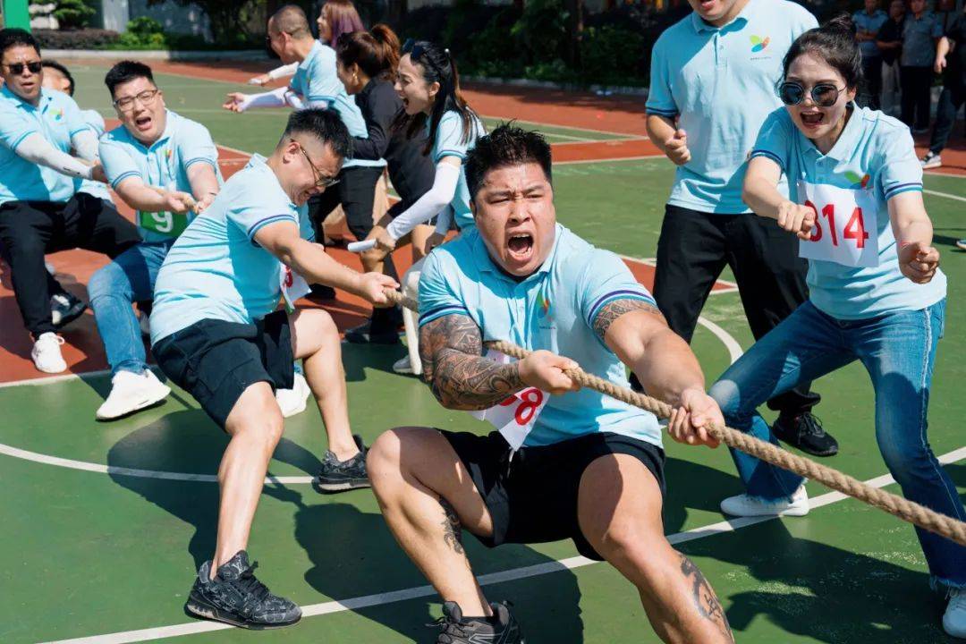 无畏挑战：淘汰赛场上的英勇之战(无畏挑战淘汰赛场上的英勇之战怎么打)