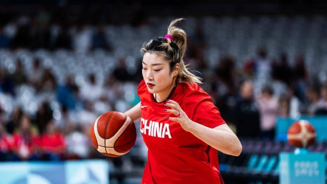 杨舒予15分助女篮复仇澳洲她是宫鲁鸣放弃李梦的底气的简单介绍